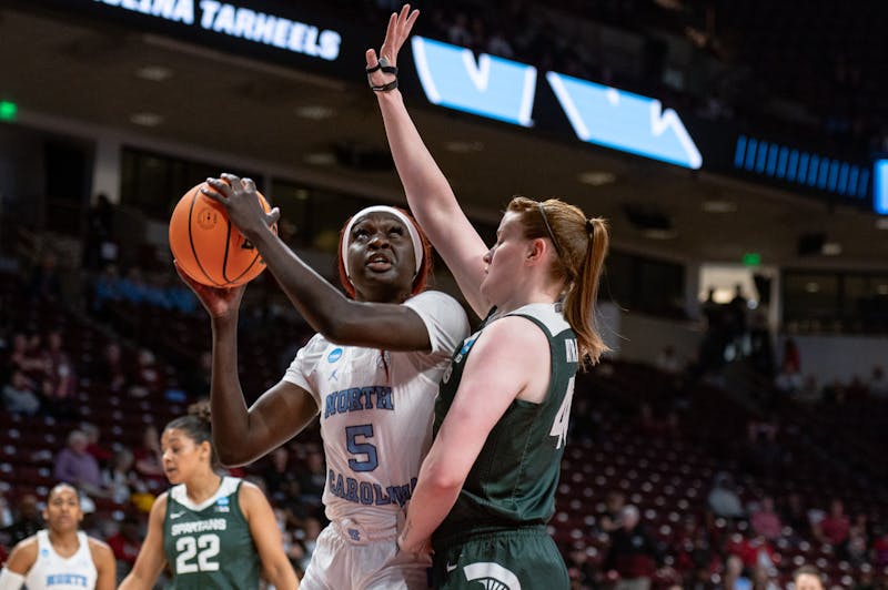 Maria Gakdeng looks to bring increased confidence, versatility to UNC Women's Basketball