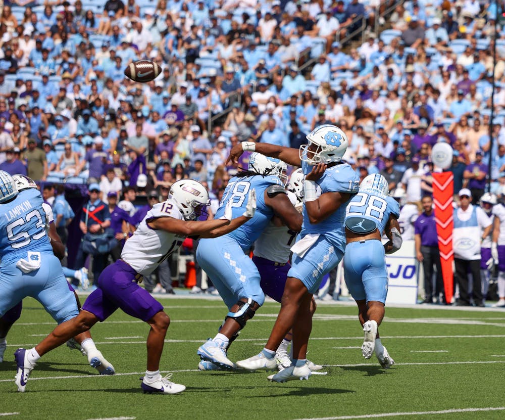 20240921_Kirkpatrick_james-madison-unc-football-halftime_4.jpg