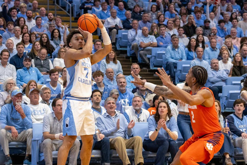 No. 17 UNC men's basketball takes down Clemson, 67-63, on senior night to finish unbeaten at home