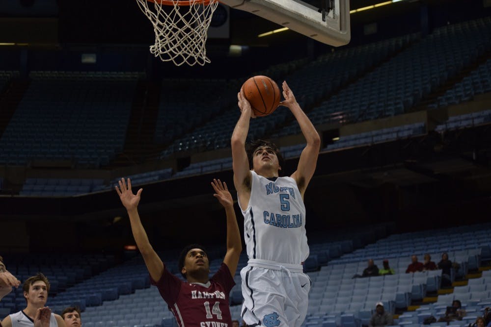 UNC JV men's basketball team dominates HampdenSydney College
