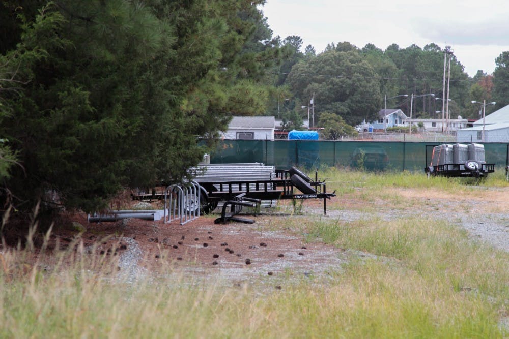 Object behind UNC Facilities 2