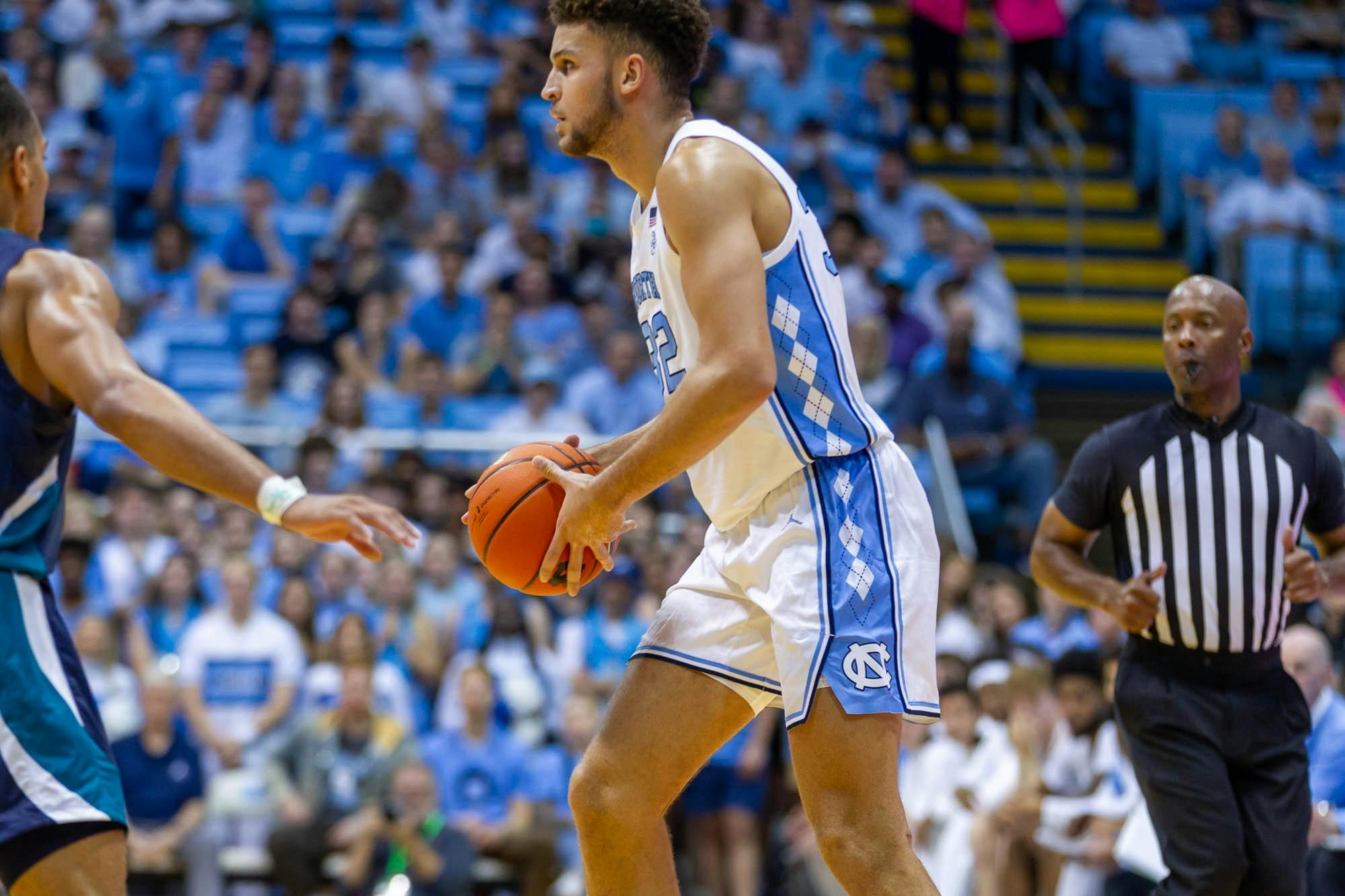 No. 1 UNC Men's Basketball Overcomes Offensive Struggles, Defeats UNCW ...