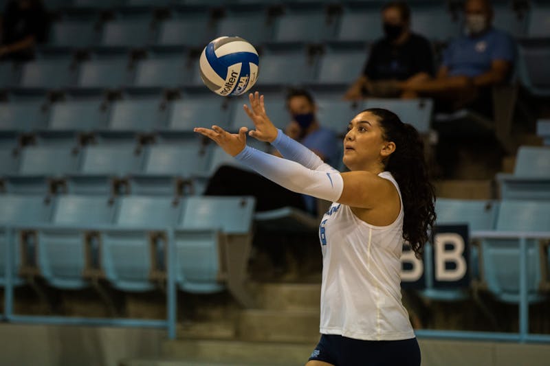 UNC volleyball blending youth and experience in historic 11-0 start