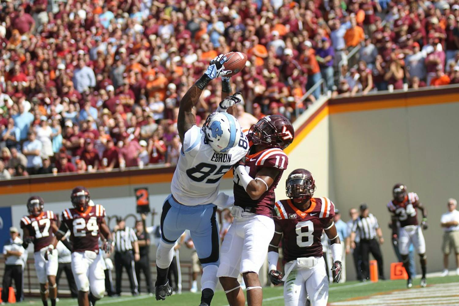 	Eric Ebron makes an acrobatic catch in the endzone and scores UNC&#8217;s first touchdown of the day.