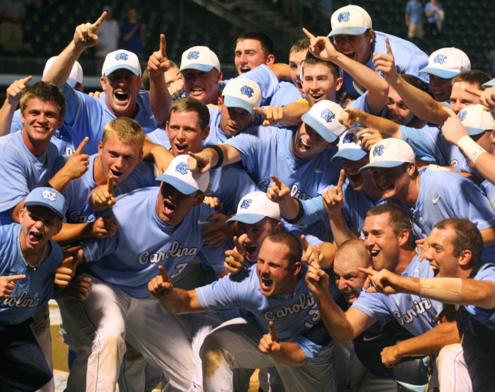 Photo: Tar Heels head to Omaha for fifth College World Series in six years (Lizzie Cox)