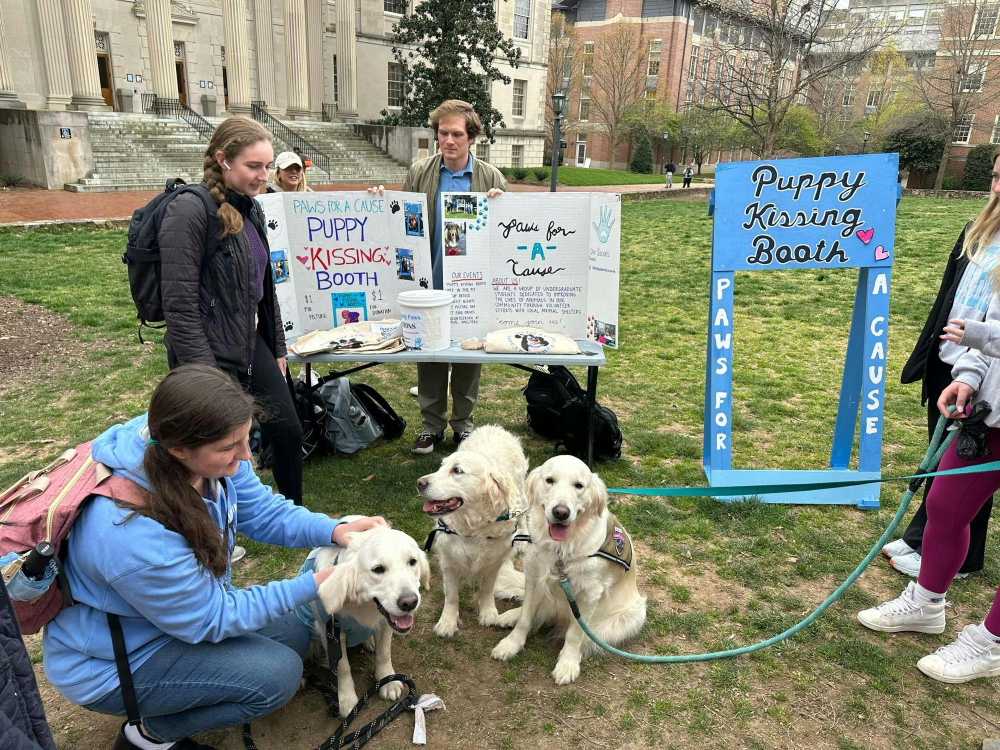 Stress relief outlet for dogs