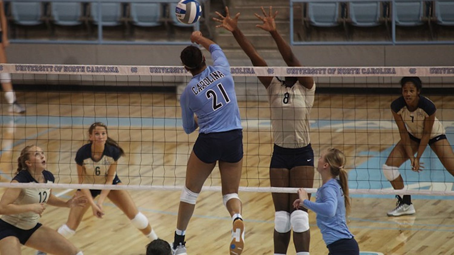 Women's volleyball beat George Washington University 3-0 on Friday September 13, 2013