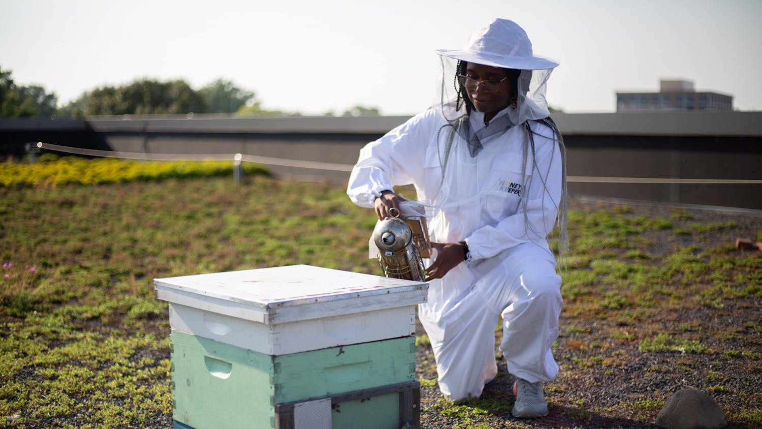 20210823_Cruz_beekeeping-23.jpg