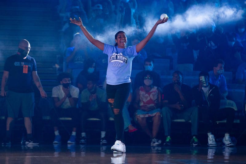 'You're Deja Kelly': Sophomore guard uses her voice to lead Tar Heels' backcourt