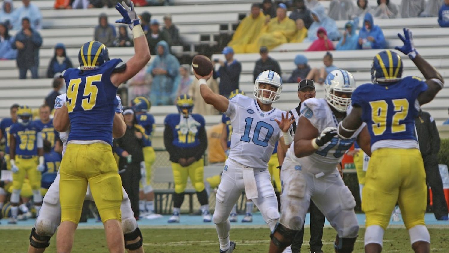 Mitch Trubisky (10) throws a pass during a game&nbsp;against Delaware. Trubisky broke four personal records.&nbsp;