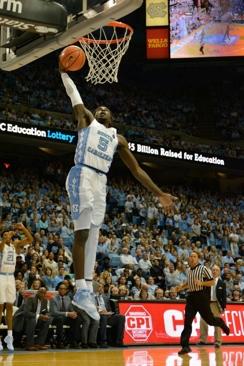 Jalek Felton dunk BC