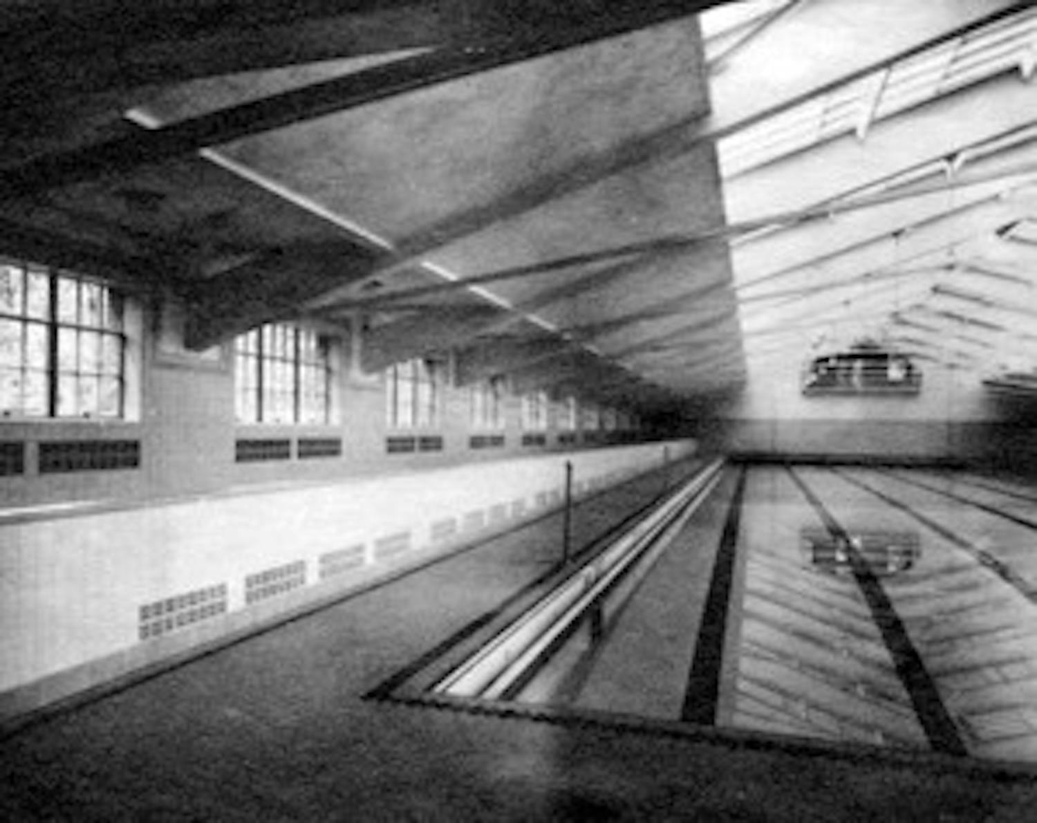 Bowman Gray Swimming Pool. North Carolina Collection Photographic Archives.&nbsp;The Louis Round Wilson Special Collections Library. University of North Carolina at Chapel Hill.