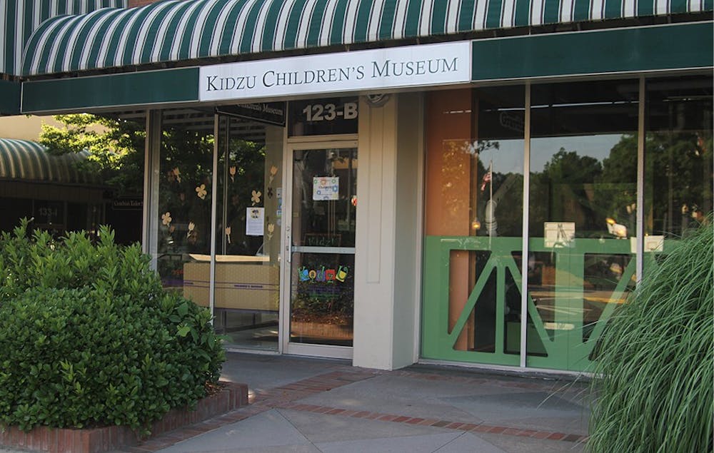 	<p>Kidzu Children’s Museum is planning to open a new location in the Wallace Deck by 2016.</p>