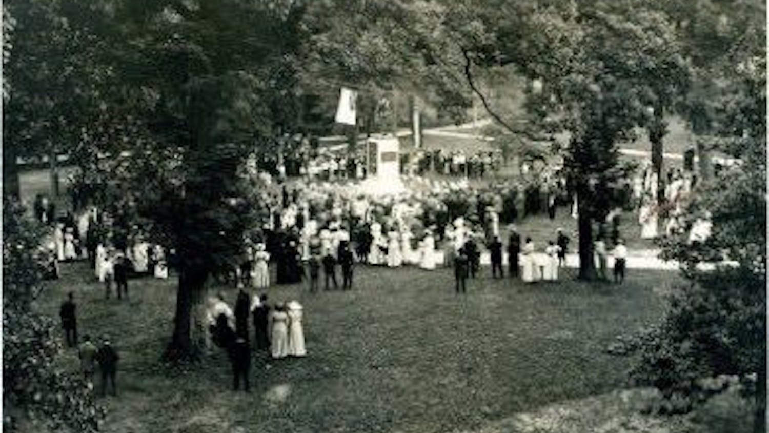 Silent Sam unveiling, June 2, 1913