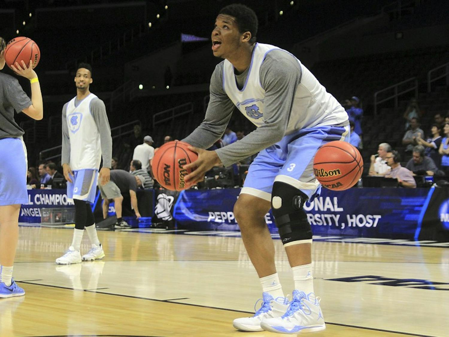 Sophomore forward Kennedy Meeks practices in Los Angeles ahead of the team’s Sweet 16 game against Wisconsin on Thursday night.
