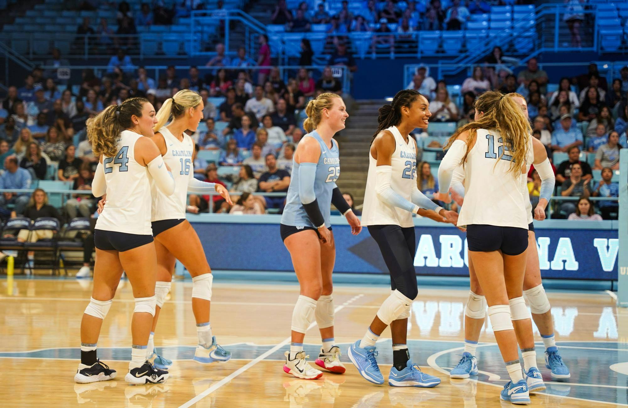 UNC Volleyball Sweeps Boston College Caps Off A 2 0 Weekend   E8445e35 0f29 44e1 8cfa 980d4c8d8e3e.sized 1000x1000 