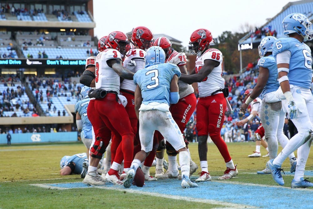 Dominique Ross unc vs nc state football fight The Daily Tar Heel