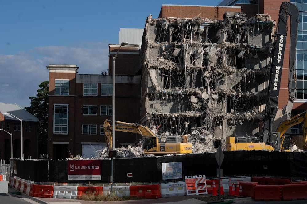 20241006_Connors_university-nursing-school-demolition_-3.jpg