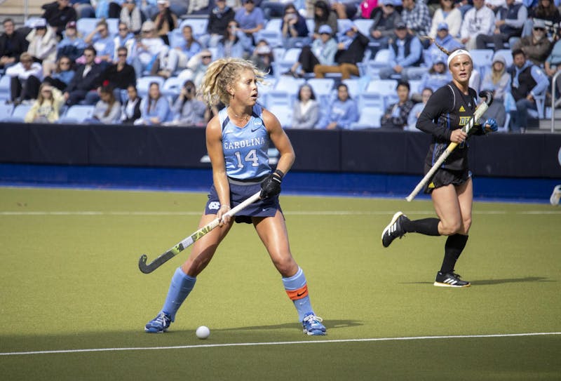 No. 1 seed UNC field hockey cruises past Delaware, 4-0, in first round of NCAA tournament –