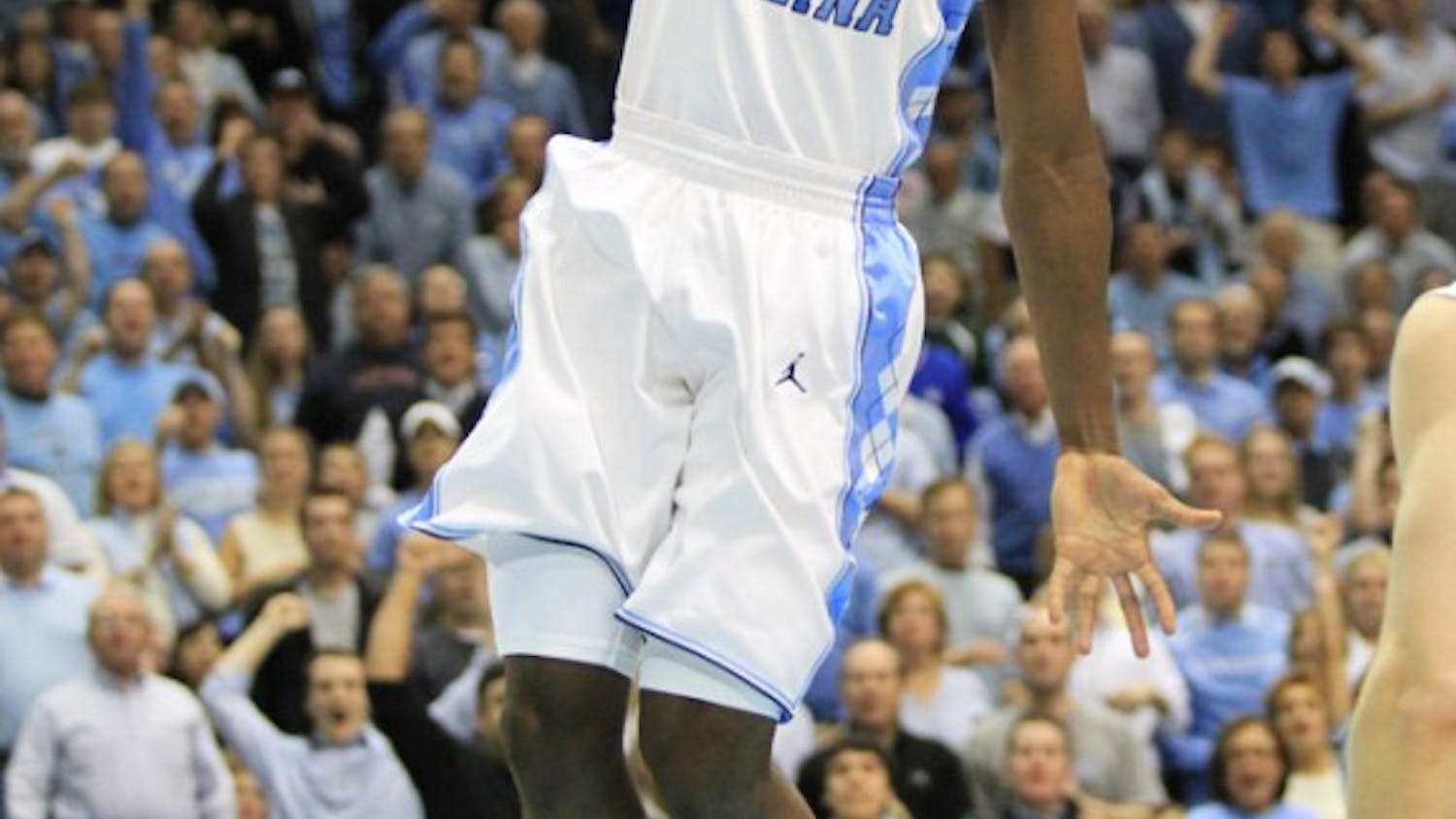 UNC’s Harrison Barnes goes up for a dunk in UNC’s 75-73 win against Kentucky. The preseason All-American finished the game with 12 points.