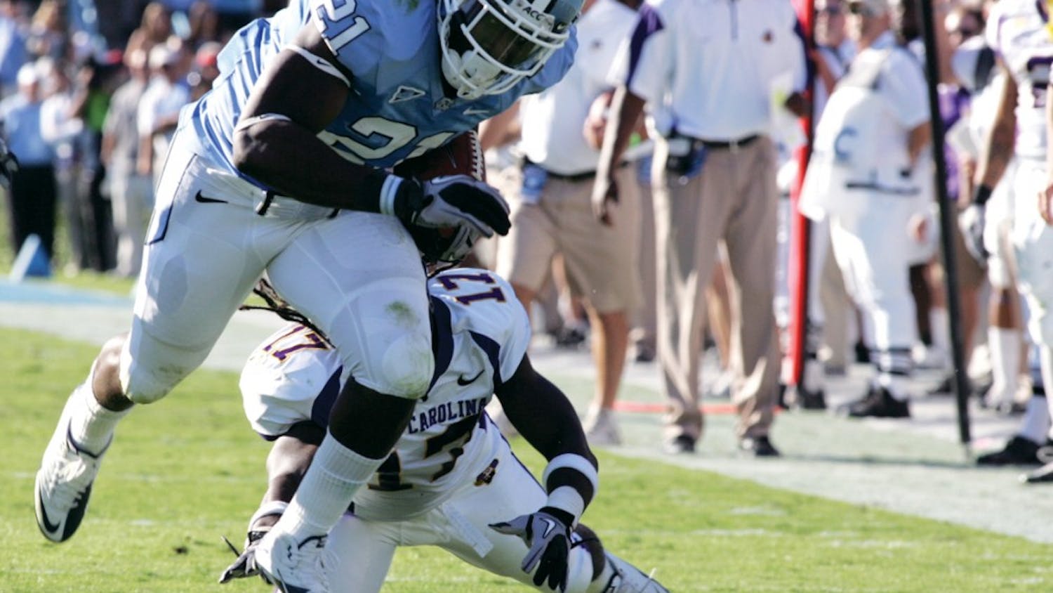 Da’Norris Searcy picked off Dominique Davis and returned it 46 yards for a touchdown on Saturday. Searcy, a senior safety, was playing in his first game of the season after having to sit the Tar Heels’ first three games while his eligibility was being determind.