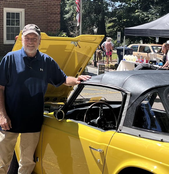 Food, fundraising and swine-filled festivities: Hillsborough holds 'Hog Day' festival