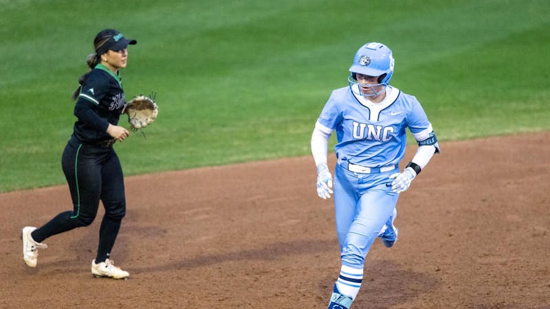 UNC hits two homers for the sixth game in a row in Game 3 win over N.C. State