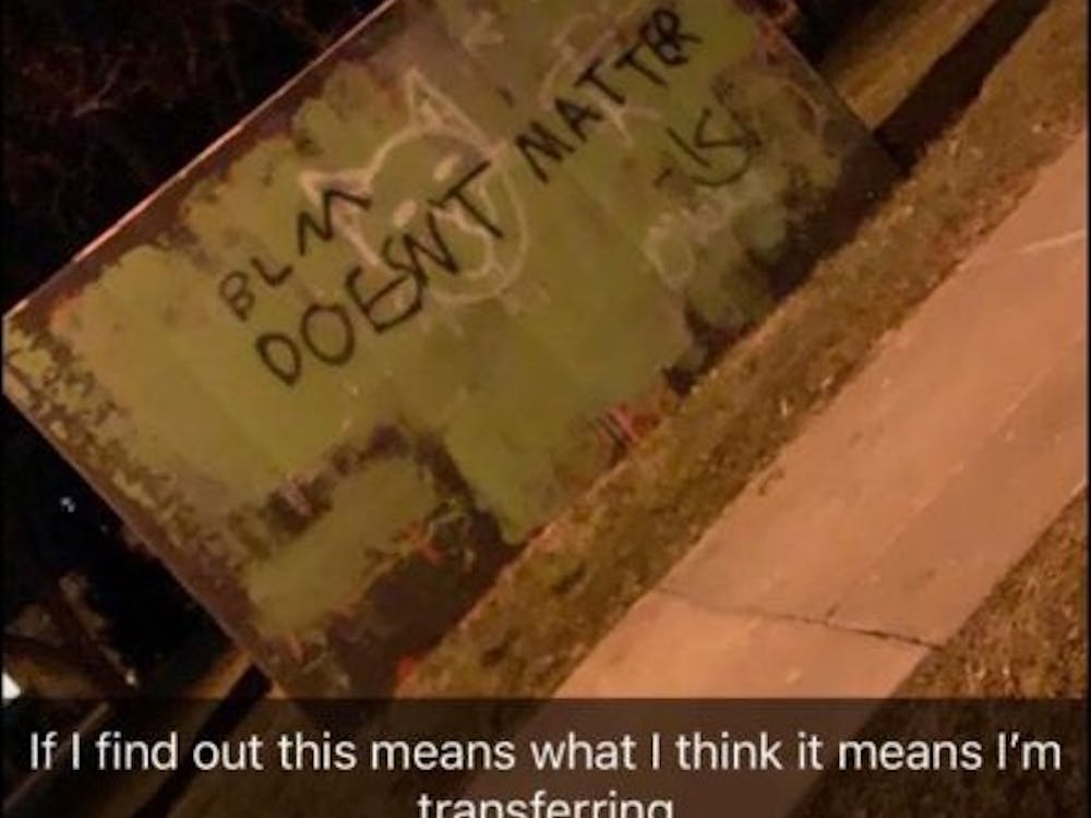 A photo of the latest message that calls out the Black Lives Matter movement on the free speech walls and an anonymous student's response via Snapchat at their displeasure of the message.
