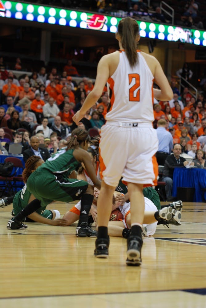 EMU women's basketball 2011 Mac Championship