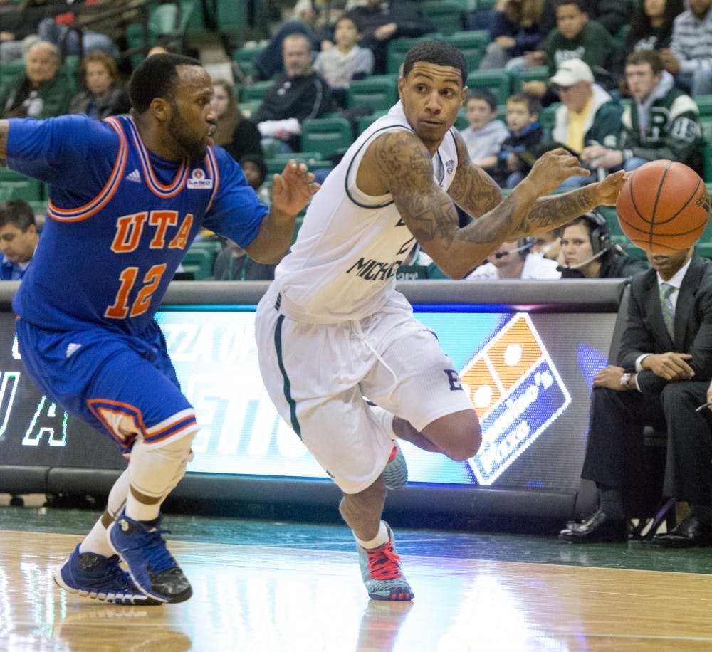 Lee scores 38 off the bench as EMU moves to 5-0