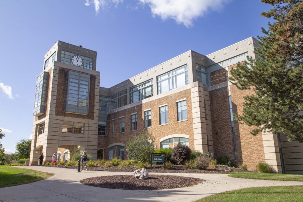 Halle Library_03.jpg