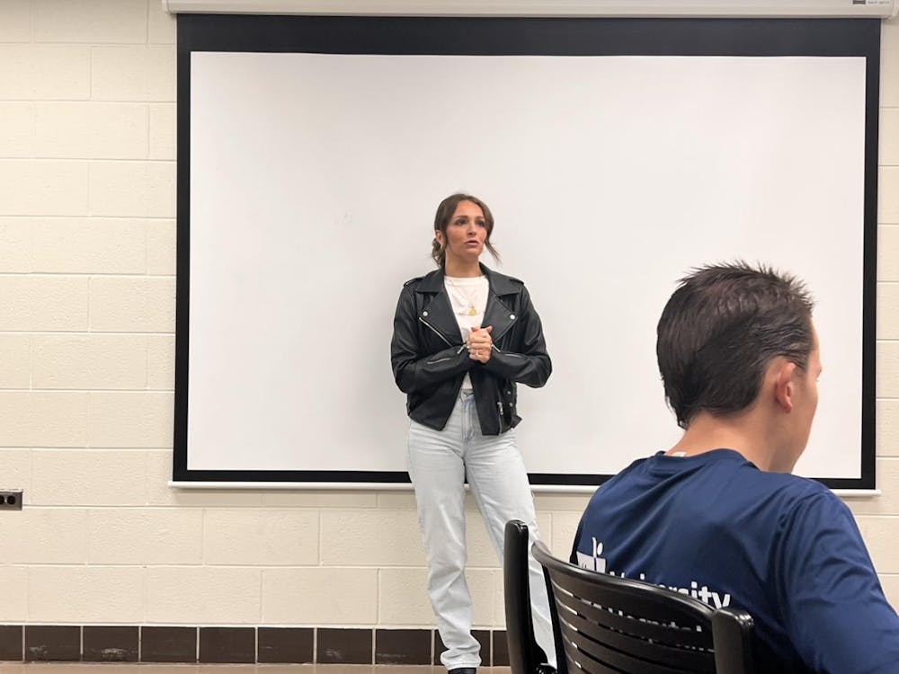 Daniella Bruce speaking to Eastern Michigan University's sports writing class on Thursday, Oct. 5.