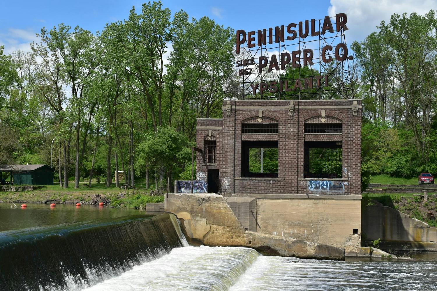 The view of the Peninsular Paper Dam from Peninsular Place. 