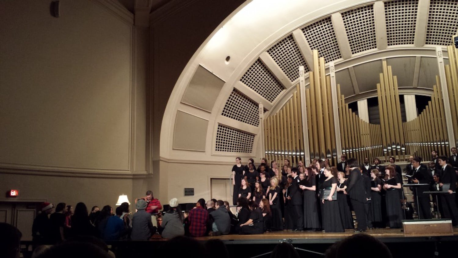 	The University Choir and the prestiguous Chamber Choir are composed of both music majors and nonmajors. Various instrumentalists accompanied the ensembles to add some spice to the festive “Peace on Earth” program.