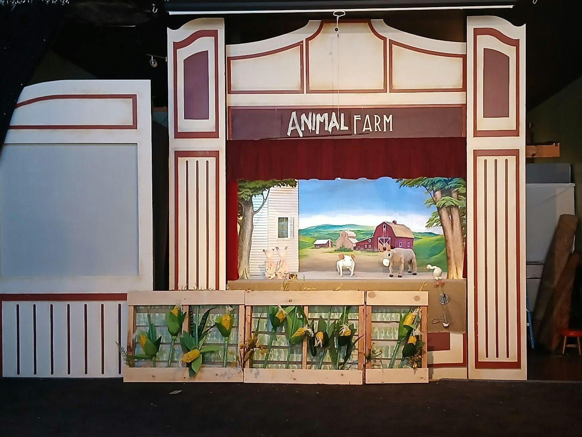 Dreamland Theater reimagines 'Animal Farm' with puppet show - The ...
