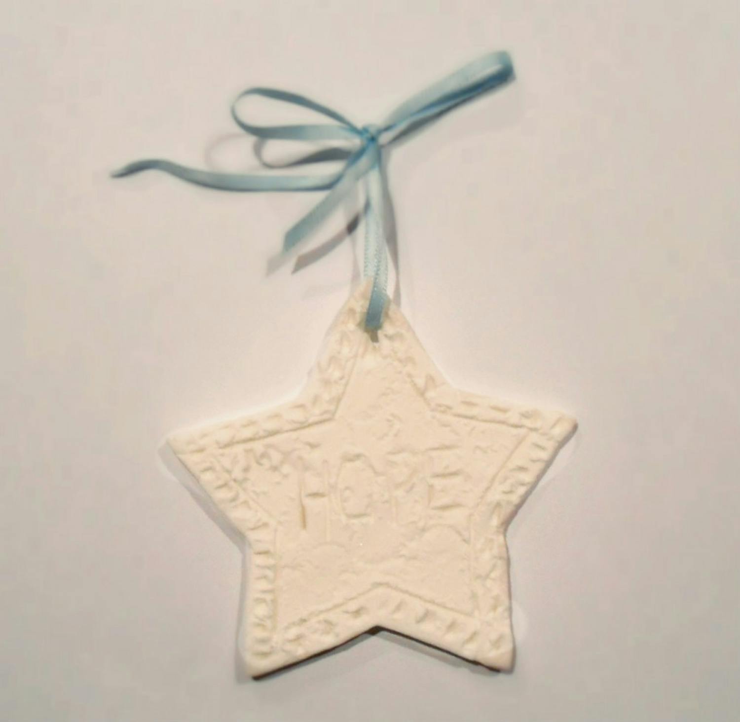 	With a few kitchen and crafting supplies, you can easily create your own edible Christmas ornament.