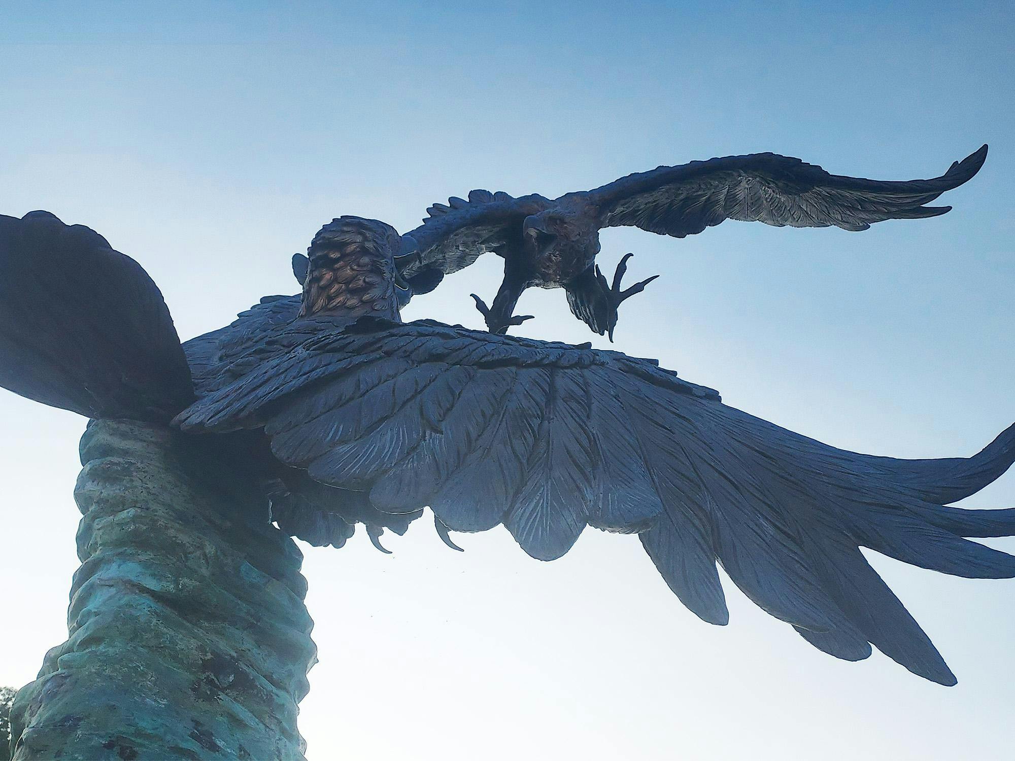 The statue of the Eagles