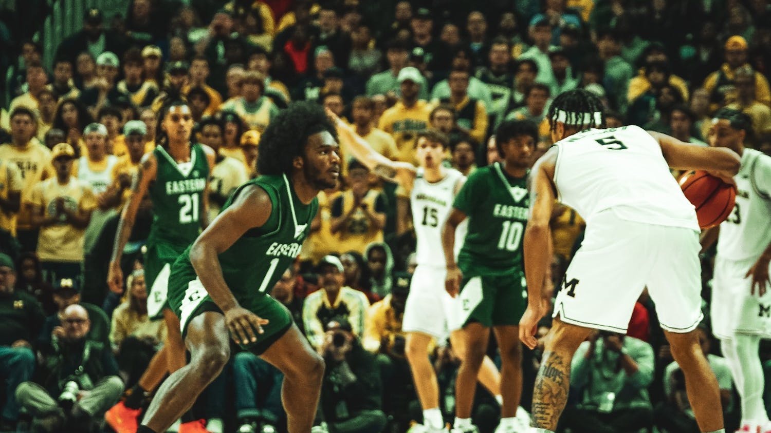 EMU men's basketball faces the Michigan Wolverines at Little Caesars Arena 