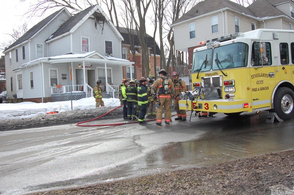 House fire closes Washtenaw at College Place
