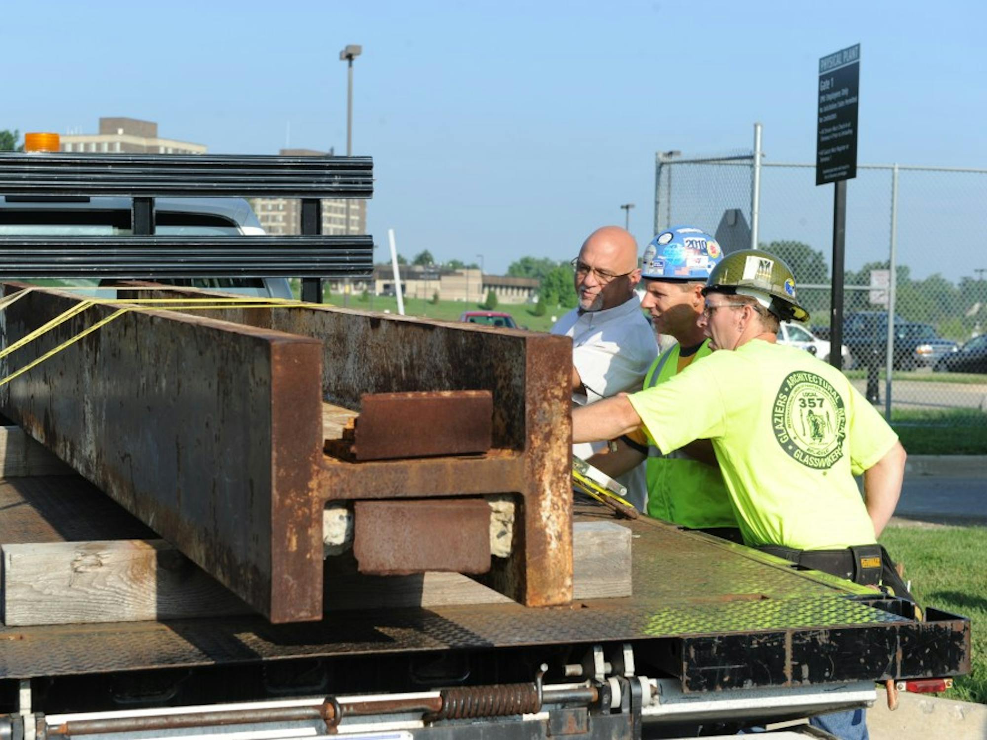 	After a long trip from New York, an I-beam from the World Trade Center’s south tower will be placed on Eastern Michigan University’s campus. The beam will be set as a memorial before the tenth anniversary of the attacks arrives.    
