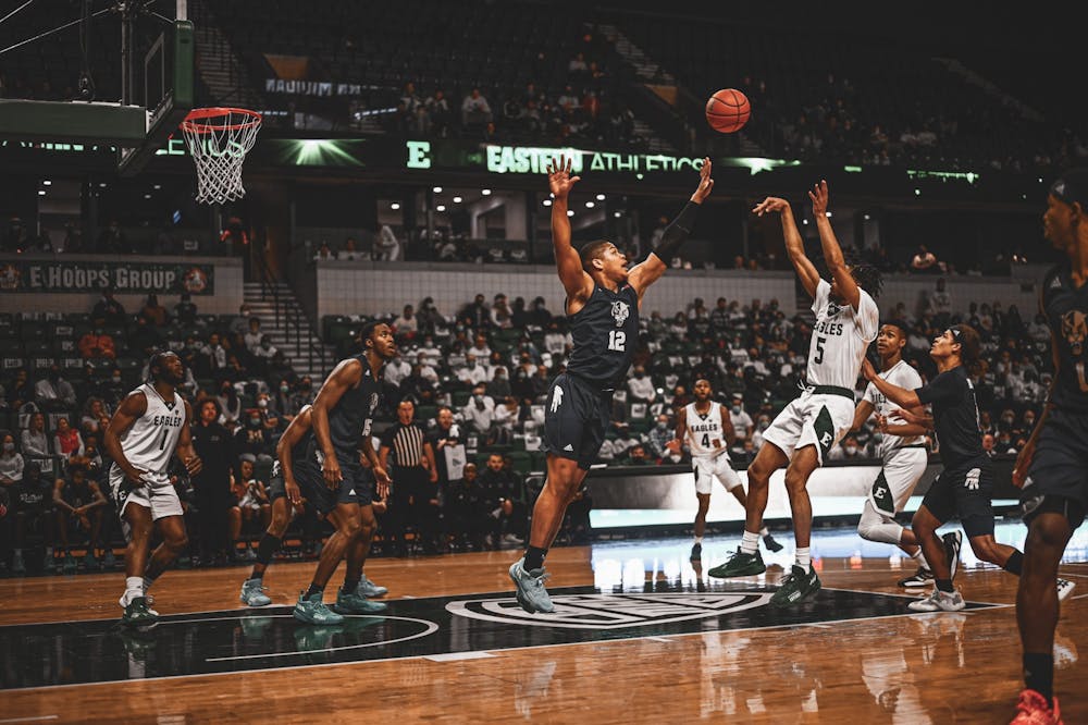The “Iceman Returns” to Ypsilanti; Eagles triumph against FIU in chilling 4OTs  
