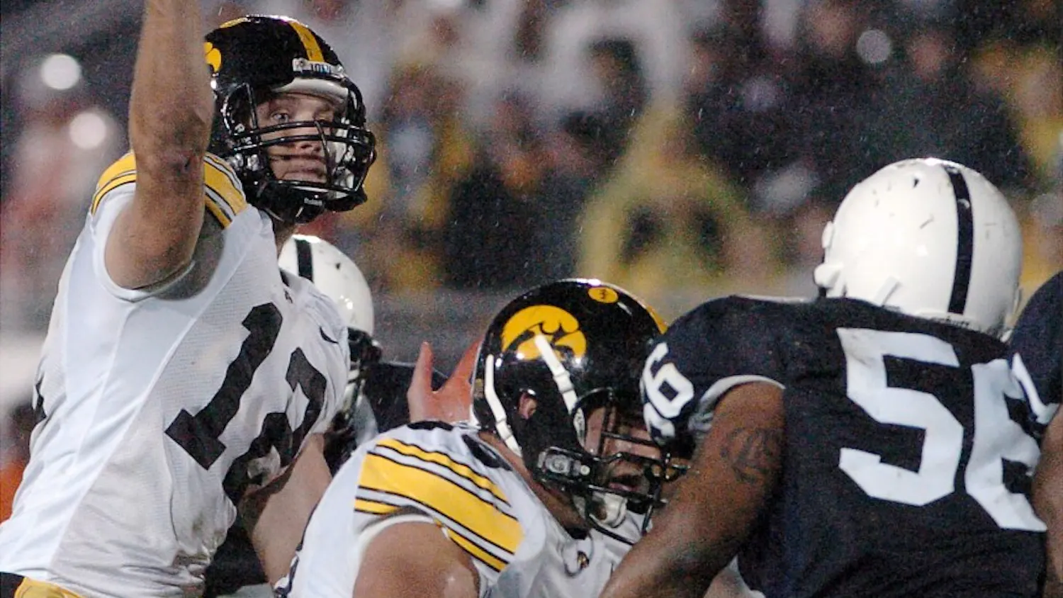 SPORTS FBC-IOWA-PENNST 2 SC