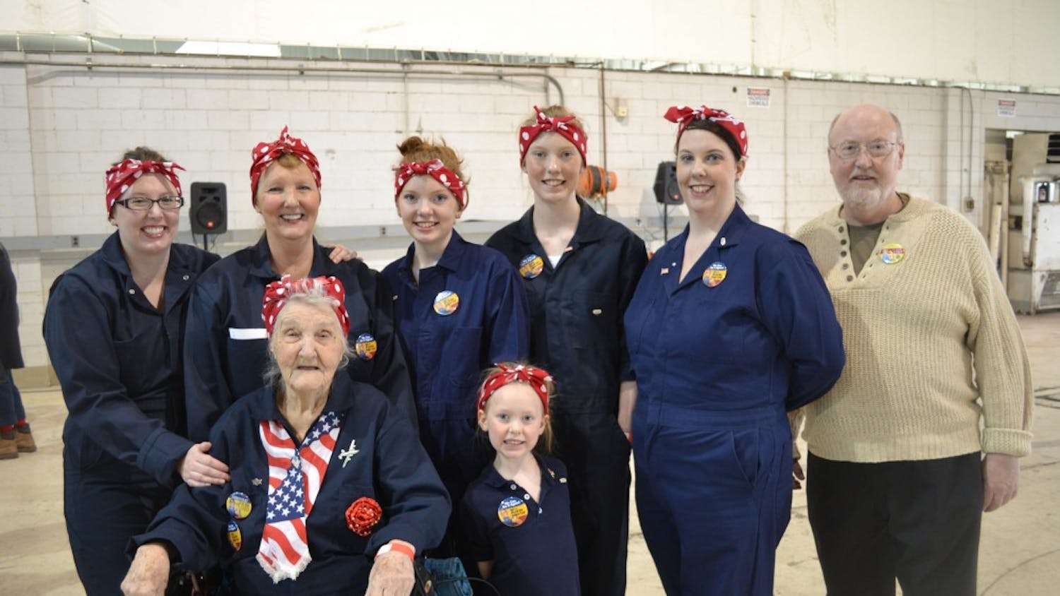	Rosie Ruth Webb with her son Robert (far right), daughters, granddaughters, and great-granddaughter