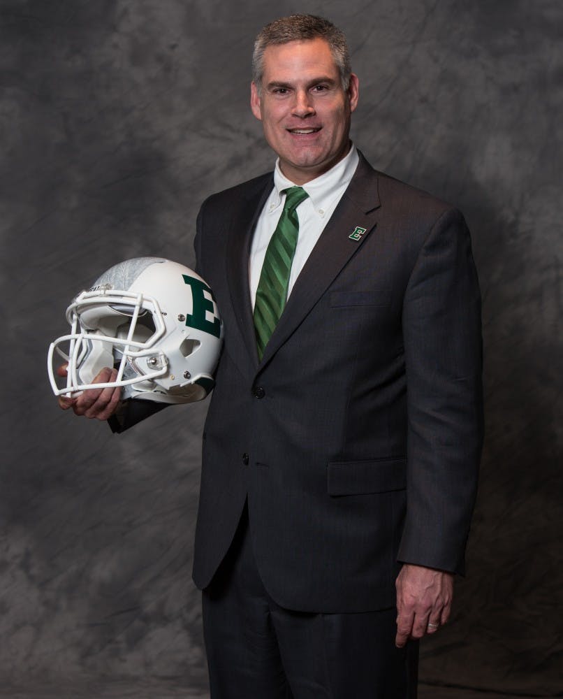 	Creighton graduated from Kenyon College in 1991 with his bachelor’s degree and received his master’s degree in 1993 from Concordia University Chicago while at the same time taking on duties as offensive coordinator for their football team.
