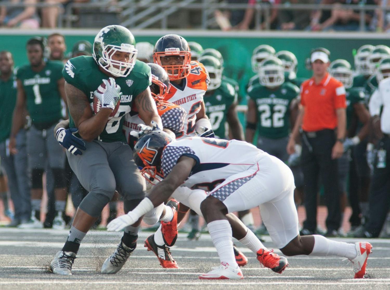 Eastern Michigan tight end Tyreese Russell catches the ball against Morgan State.