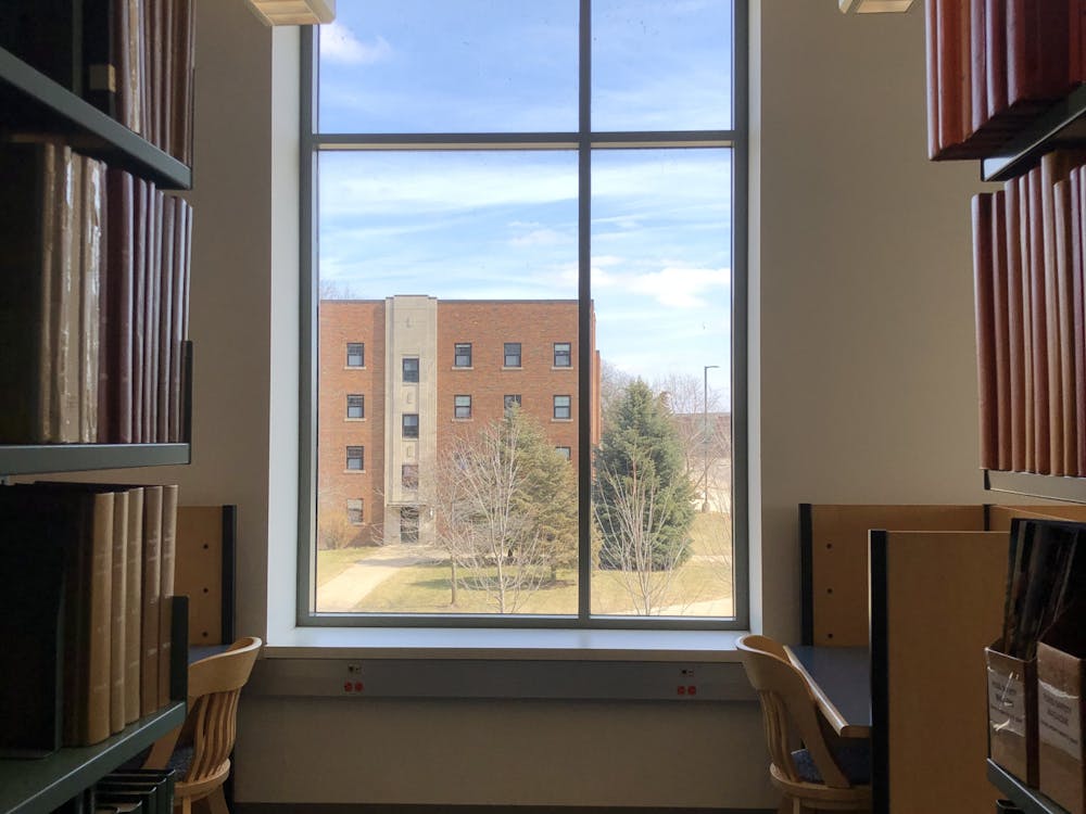 Eastern Michigan University&#x27;s Halle Library offers ﻿students a quiet place to do work and study. Photo credit: Najat Hachemi 