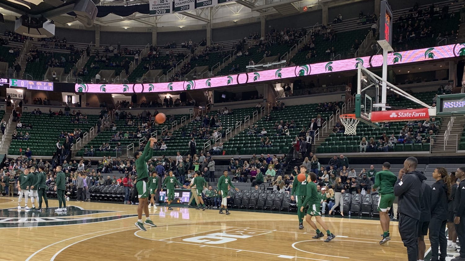 EMU falls to No. 15 Michigan State on the road