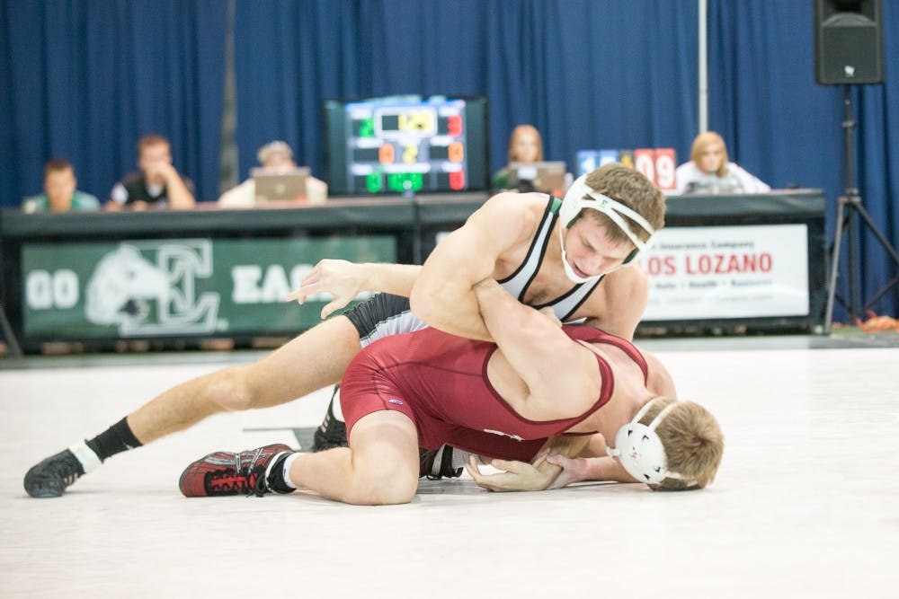 EMU wrestling falls to Hoosiers by decision