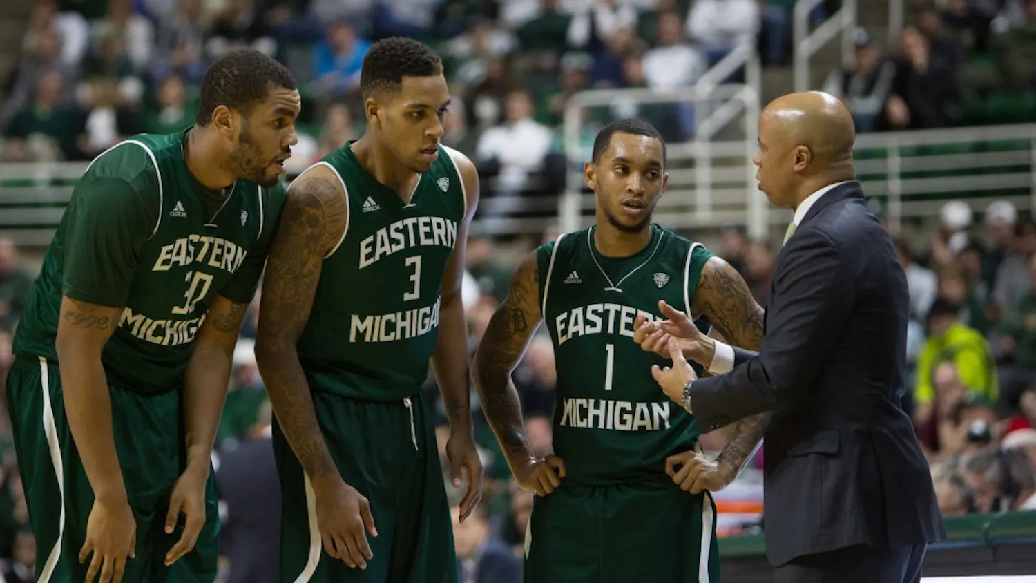 Eastern Michigan coach Rob Murphy instructs his team on what to do in their 66-46 loss to Michigan State in East Lansing Wednesday night.