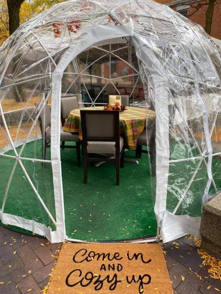 Bobcat Bonnie's Igloo